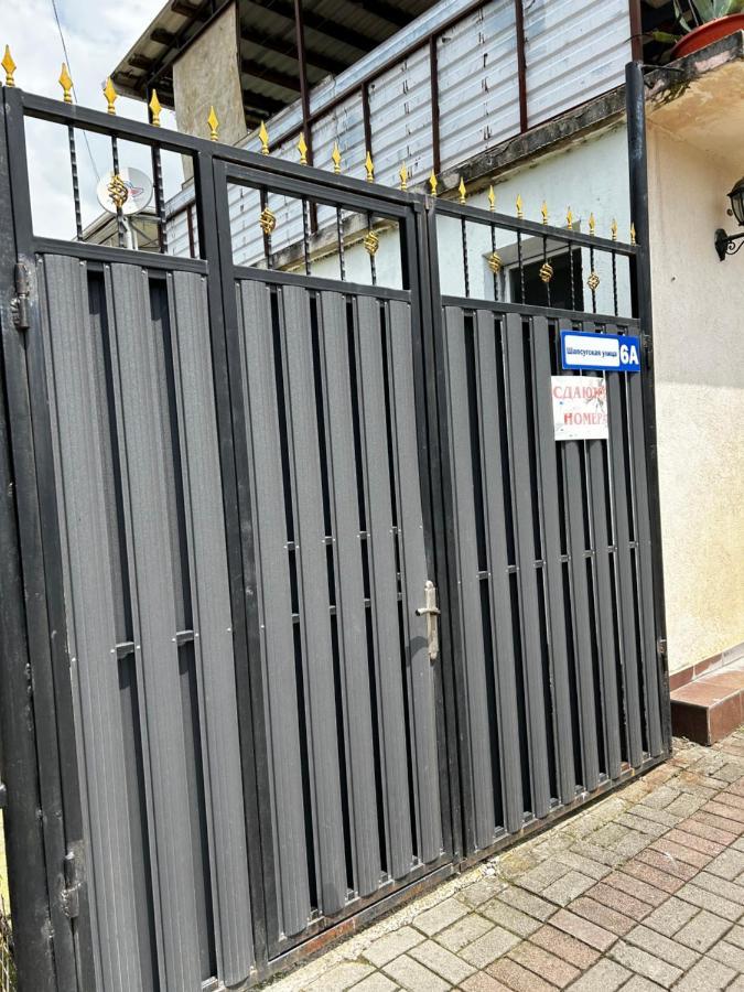 Na Shapsug Guest House Gagra Kültér fotó