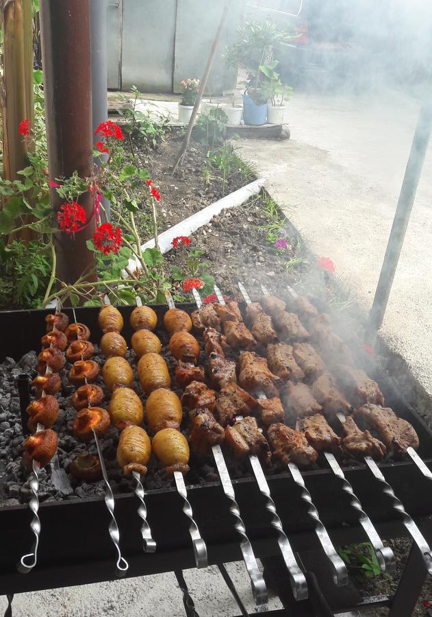 Na Shapsug Guest House Gagra Kültér fotó